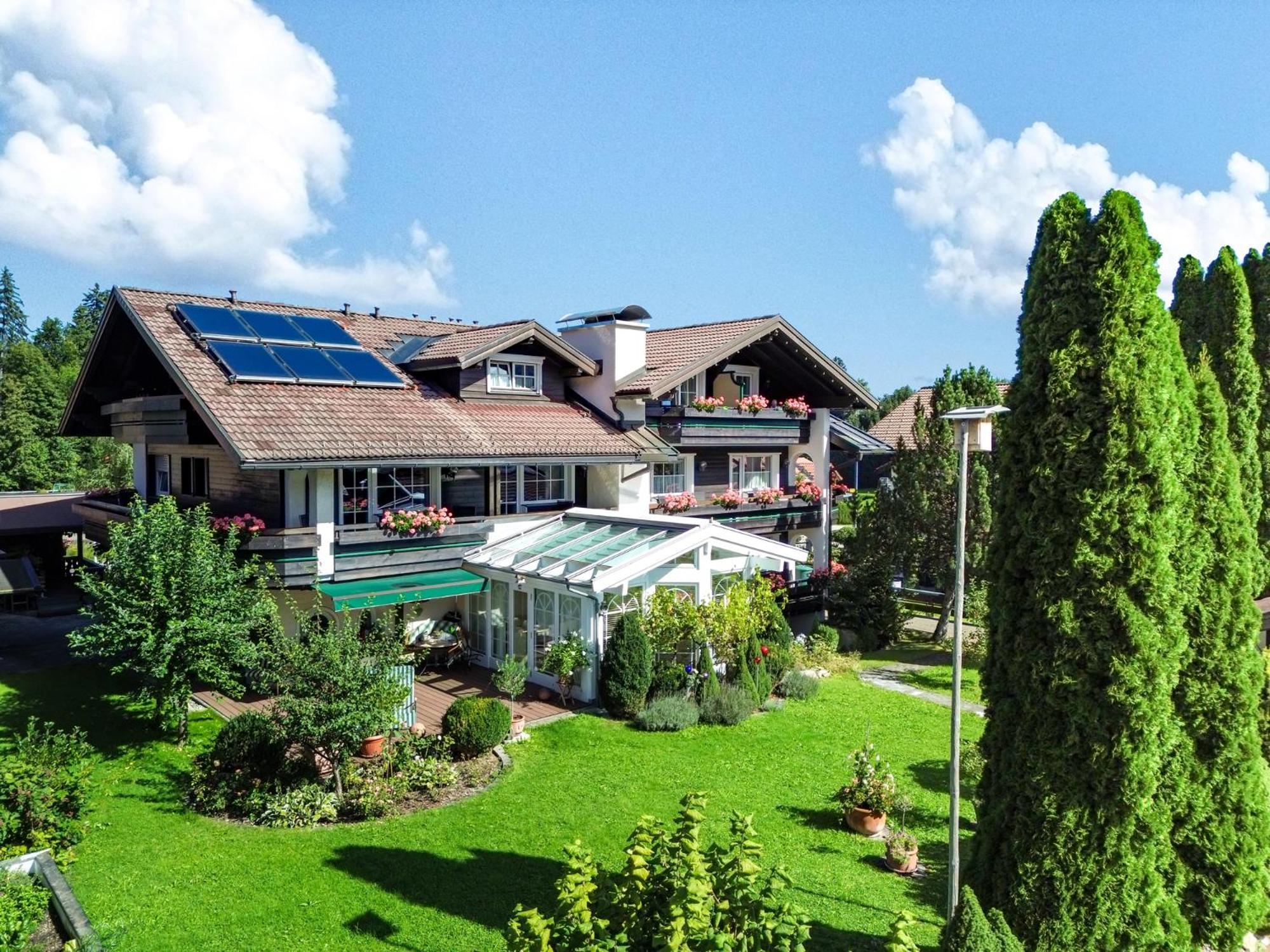 Haus Susanne - Top-Ferienwohnungen - Sommer-Bergbahn Inklusive Obermaiselstein Exterior foto