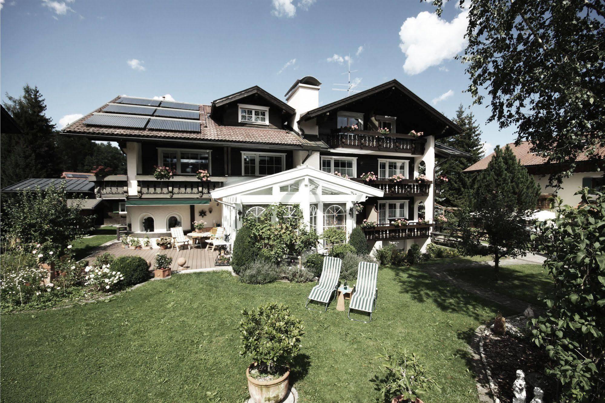 Haus Susanne - Top-Ferienwohnungen - Sommer-Bergbahn Inklusive Obermaiselstein Exterior foto